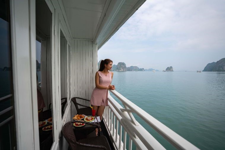 Deluxe Twin with Balcony